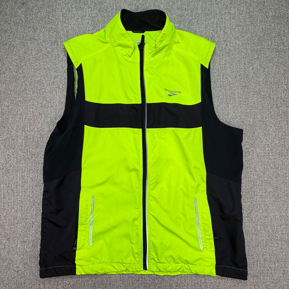 Brooks Shelter Technology Running Vest Mens XL Neon Yellow Black Reflective